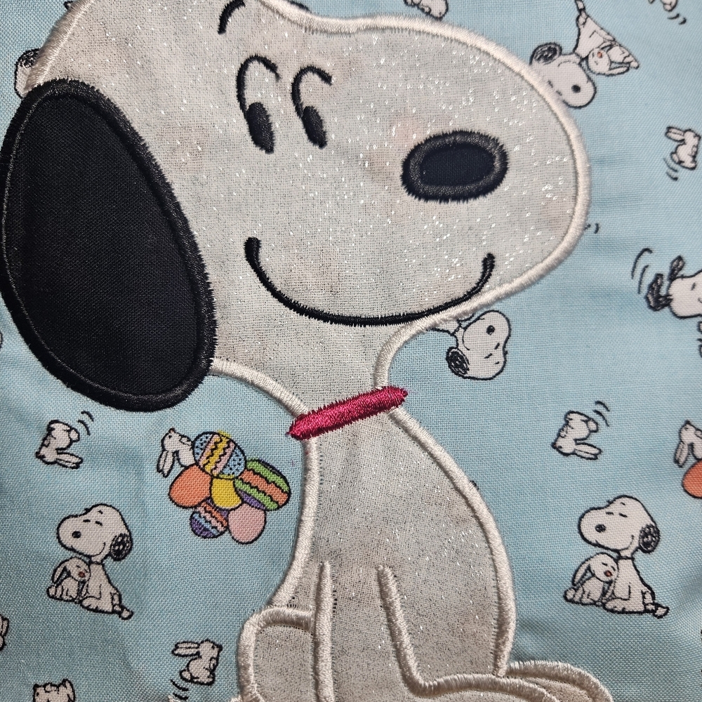Blue Cosmetic Bag Snoopy Easter